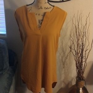 Zuiki short sleeve blouse